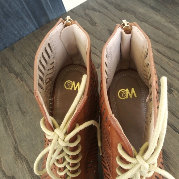 CHELSEA MORELAND SHOES - Picture 5 of 7